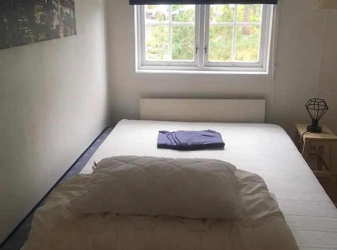 I Sorlandshus I - Sjoutsikt - Naer Appartement