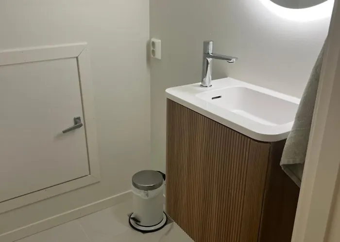 I Sorlandshus I - Sjoutsikt - Naer Soon